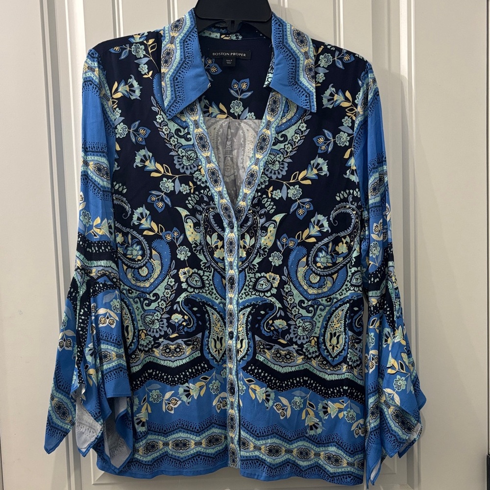Boston Proper Blue Floral Blouse